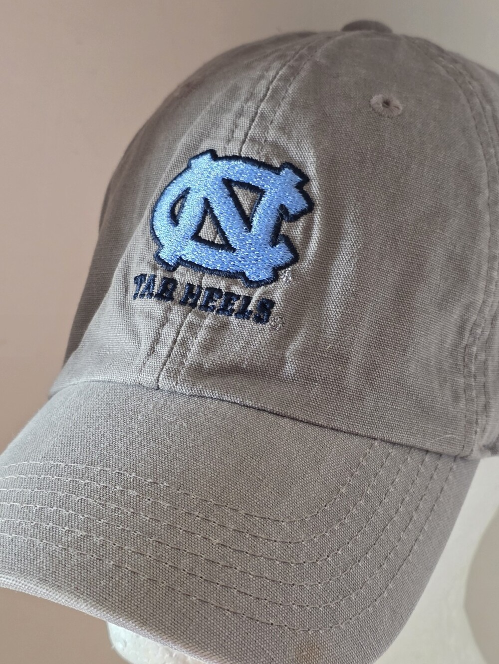 North Carolina Tar Heels Vintage Blue Licensed Hat Cap Captivating Gray Mens